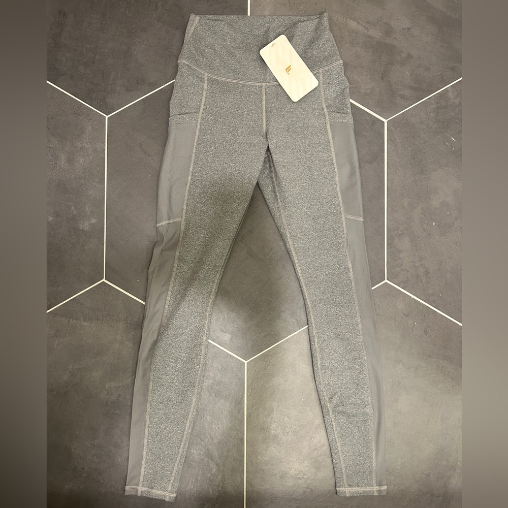 Fabletics High Waisted Mesh Heathered Capri